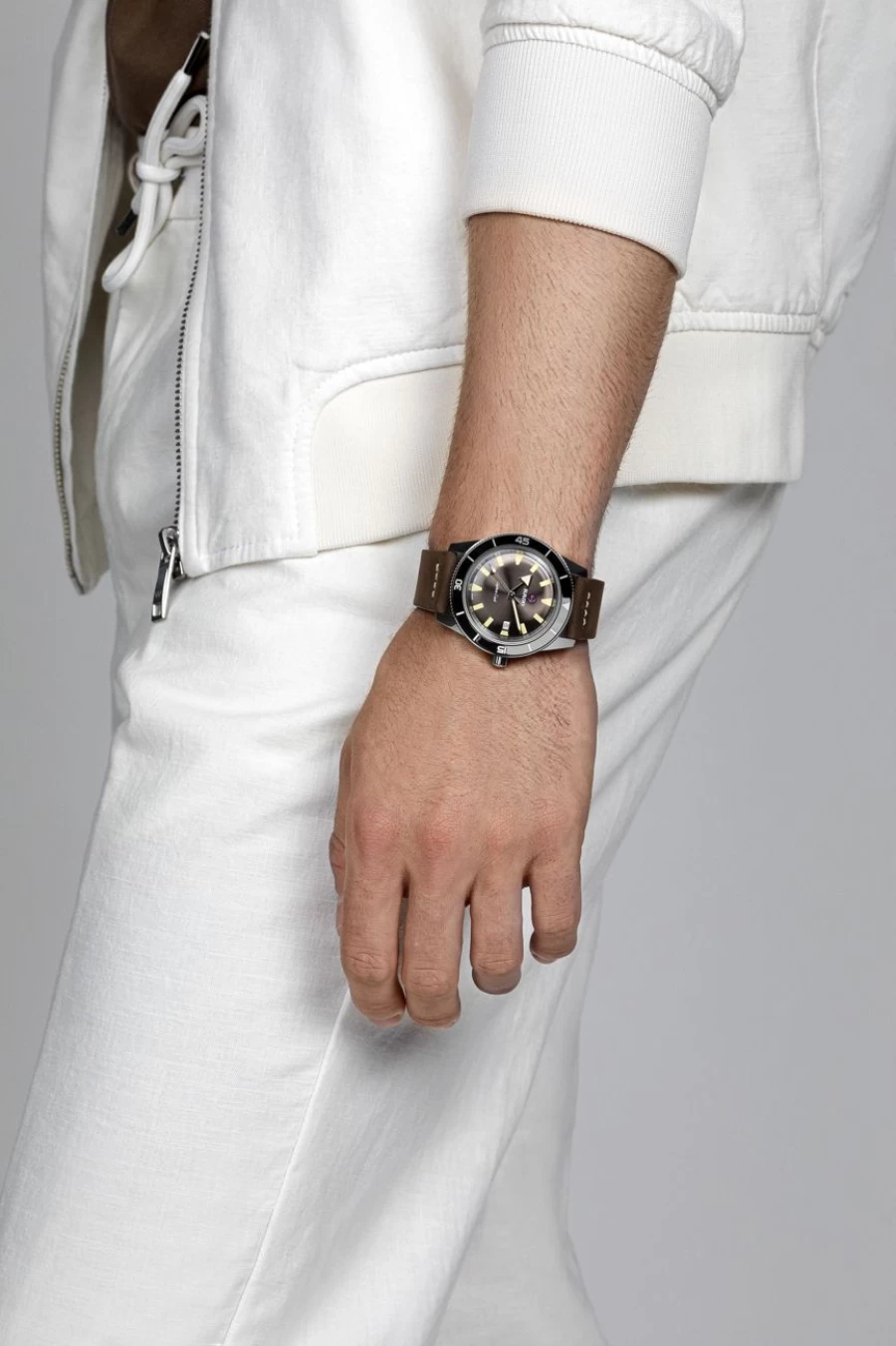 Rado Captain Cook Automatic Men's Light Watch
